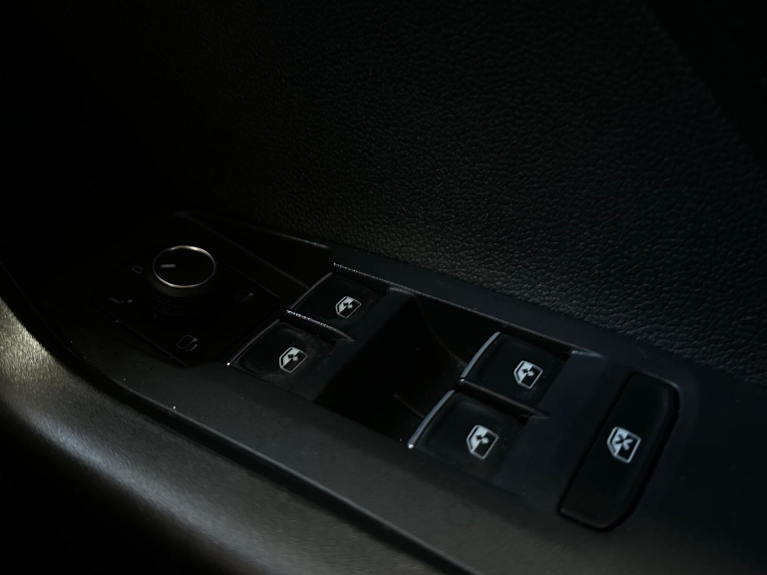 Used Volkswagen T-Cross 2022 for sale - 76000635: Photo 21