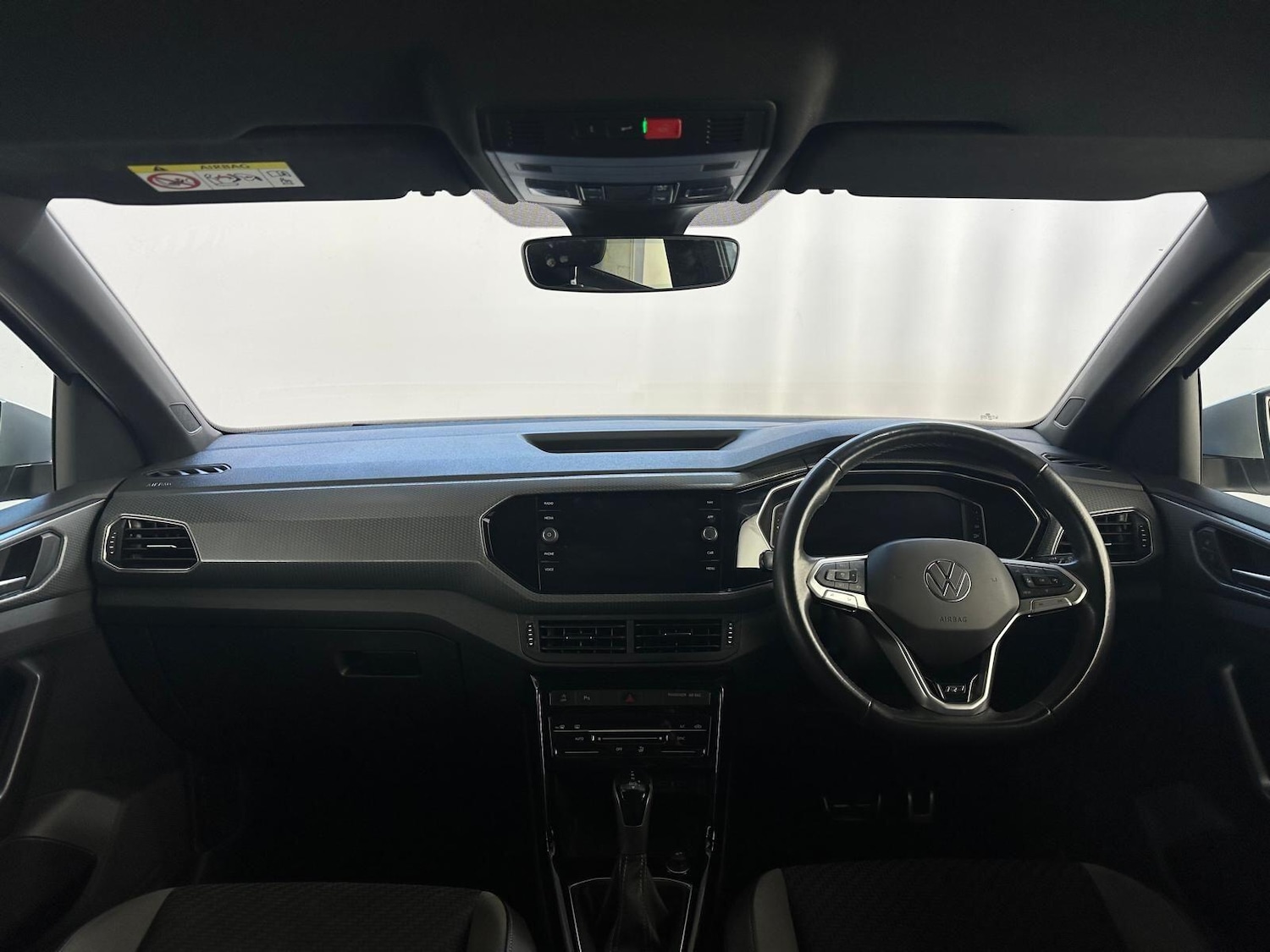 Used Volkswagen T-Cross 2022 for sale - 76000635: Photo 9