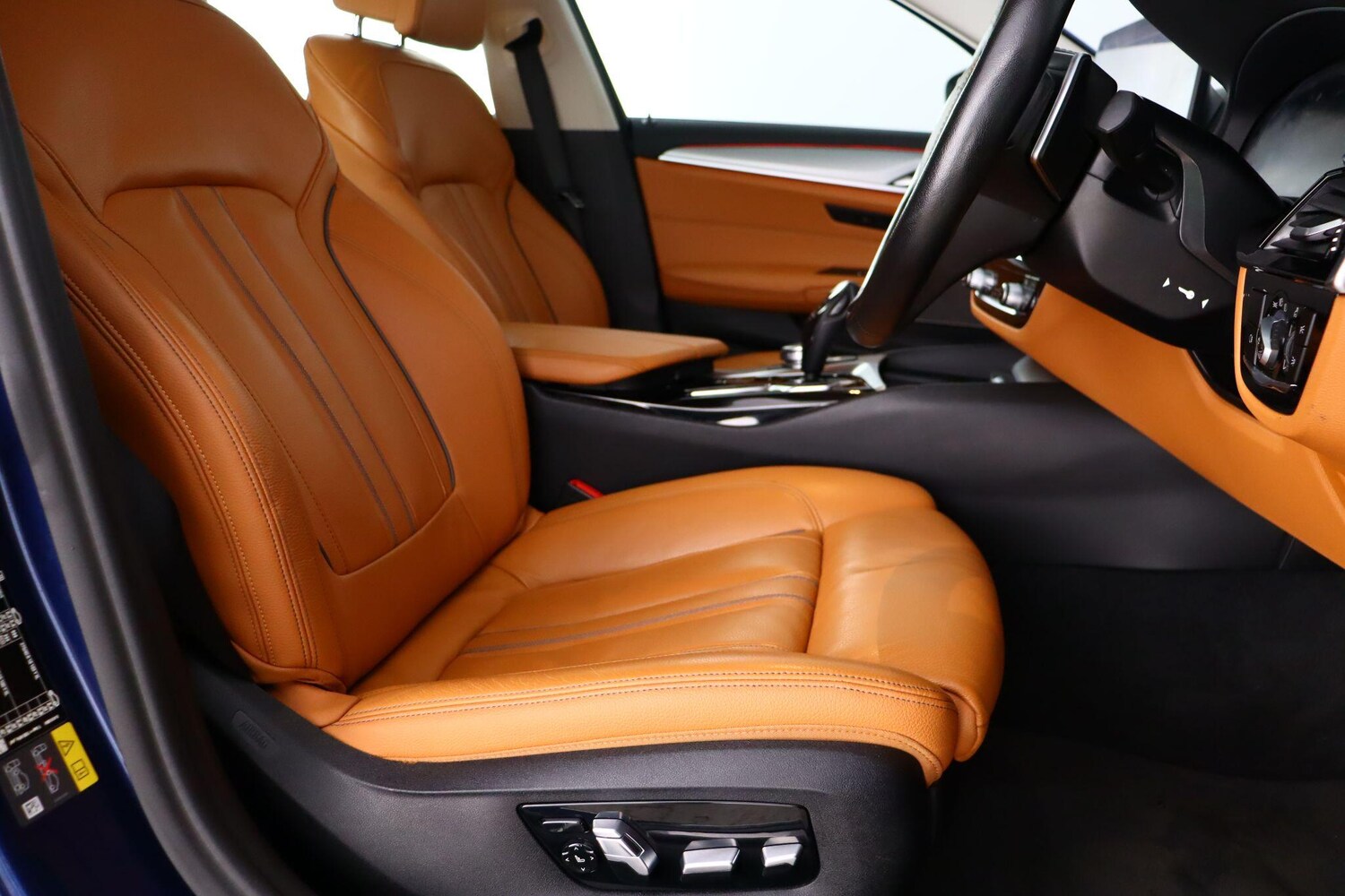 Used BMW 5 Series 2022 for sale - 77839875: Photo 14