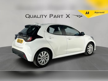 Used Toyota Yaris 2022 for sale - 75965896: Photo