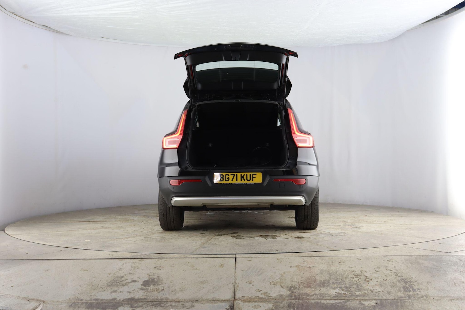 Used Volvo XC40 for sale - 77824655: Photo 24