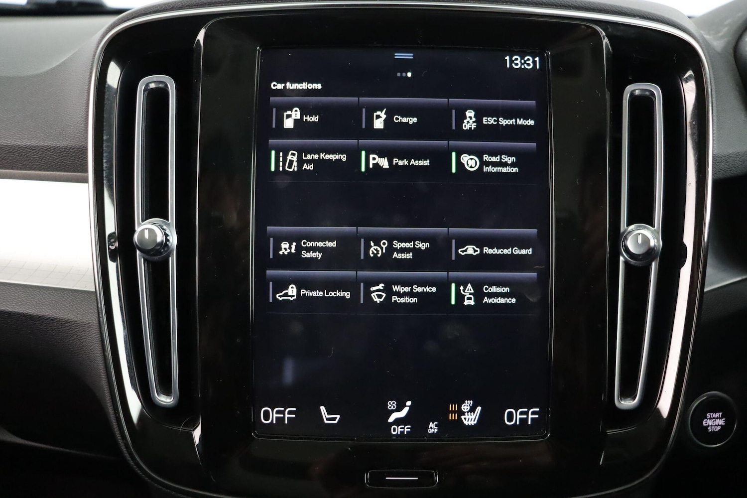 Used Volvo XC40 for sale - 77824655: Photo 31