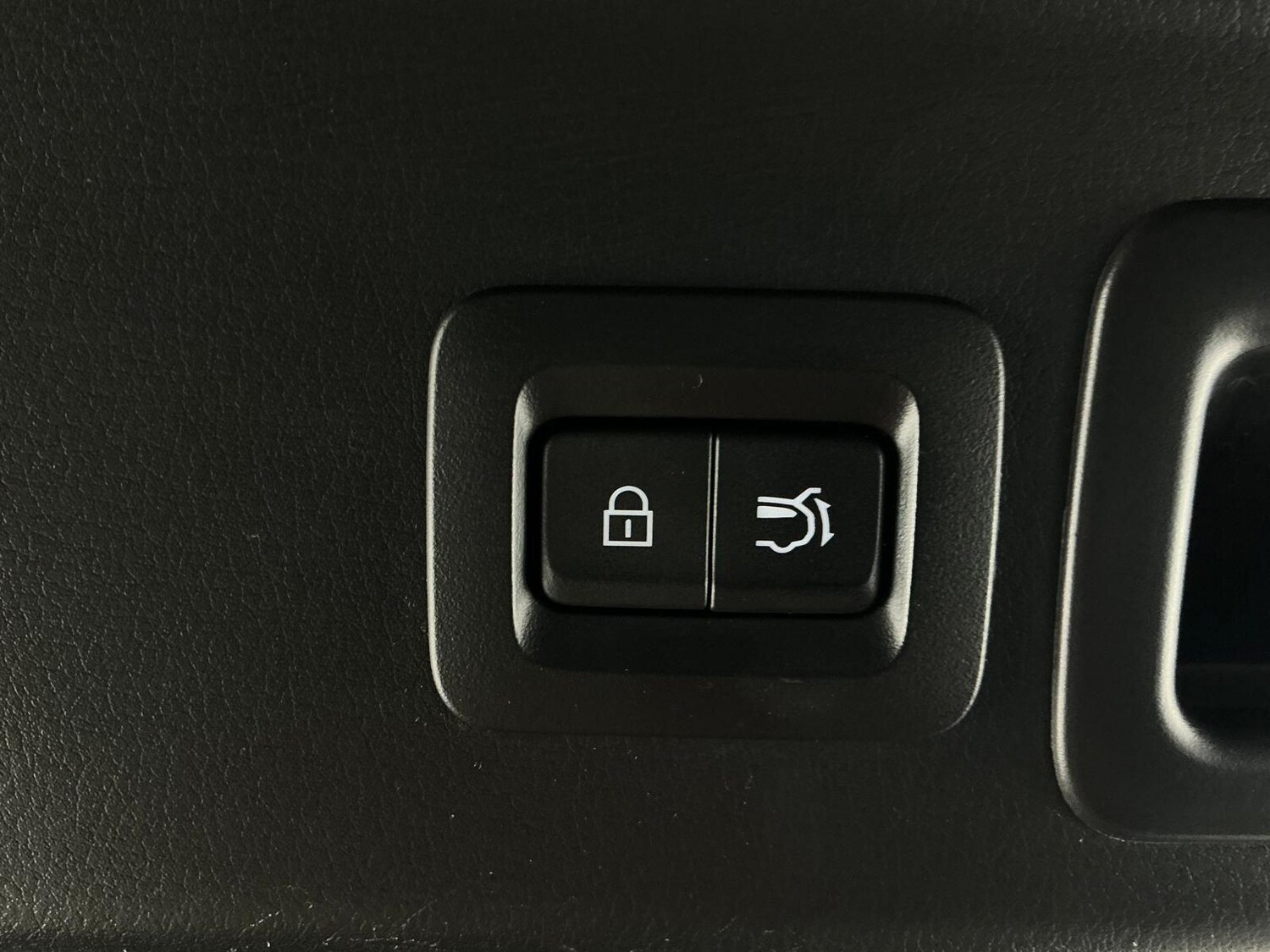 Used Mazda CX-30 2021 for sale - 76620596: Photo 25