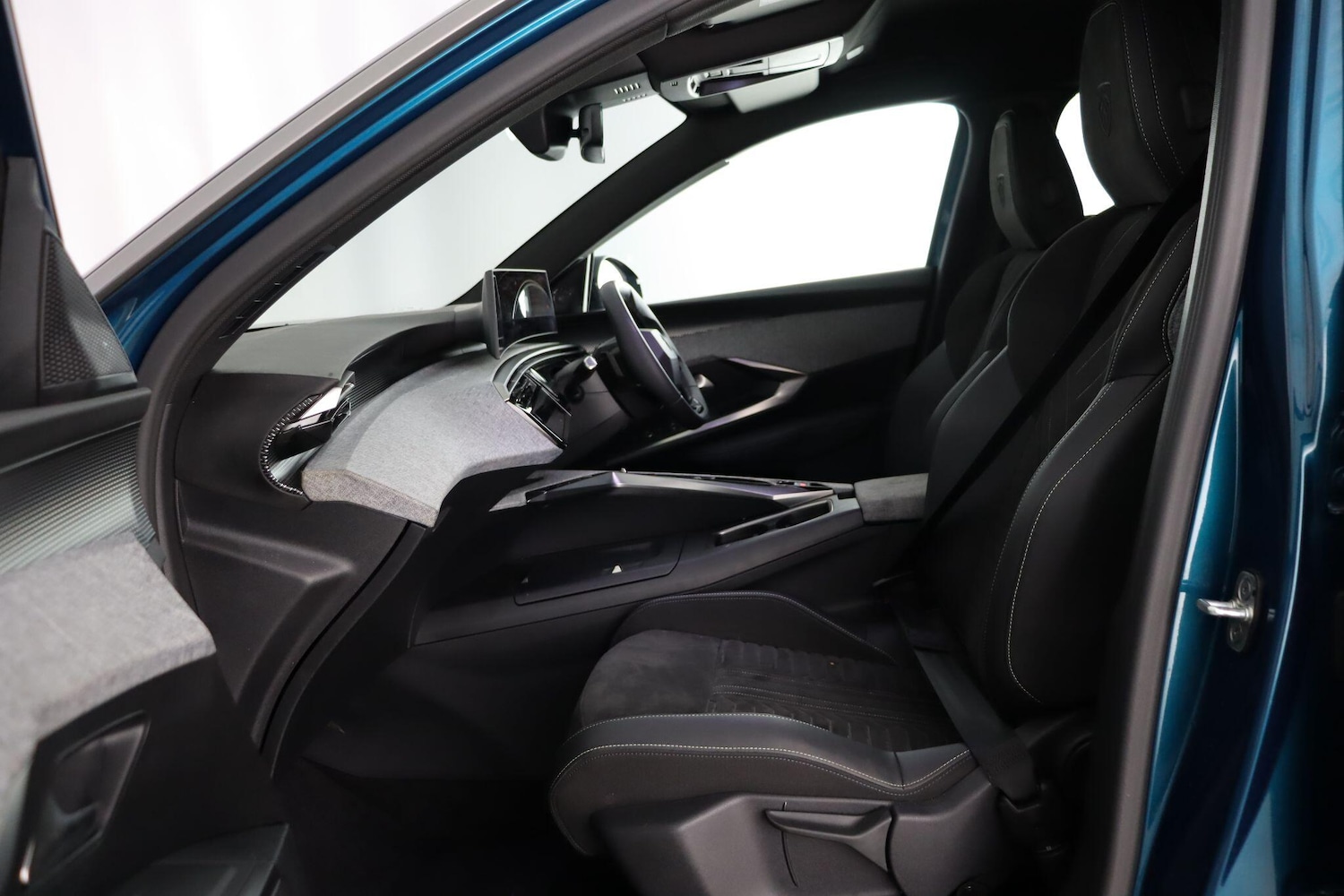 Used Peugeot E-3008 2024 for sale - 77254883: Photo 15