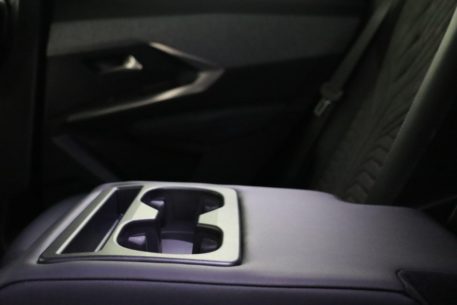 Used Peugeot E-3008 2024 for sale - 77254883: Photo 17