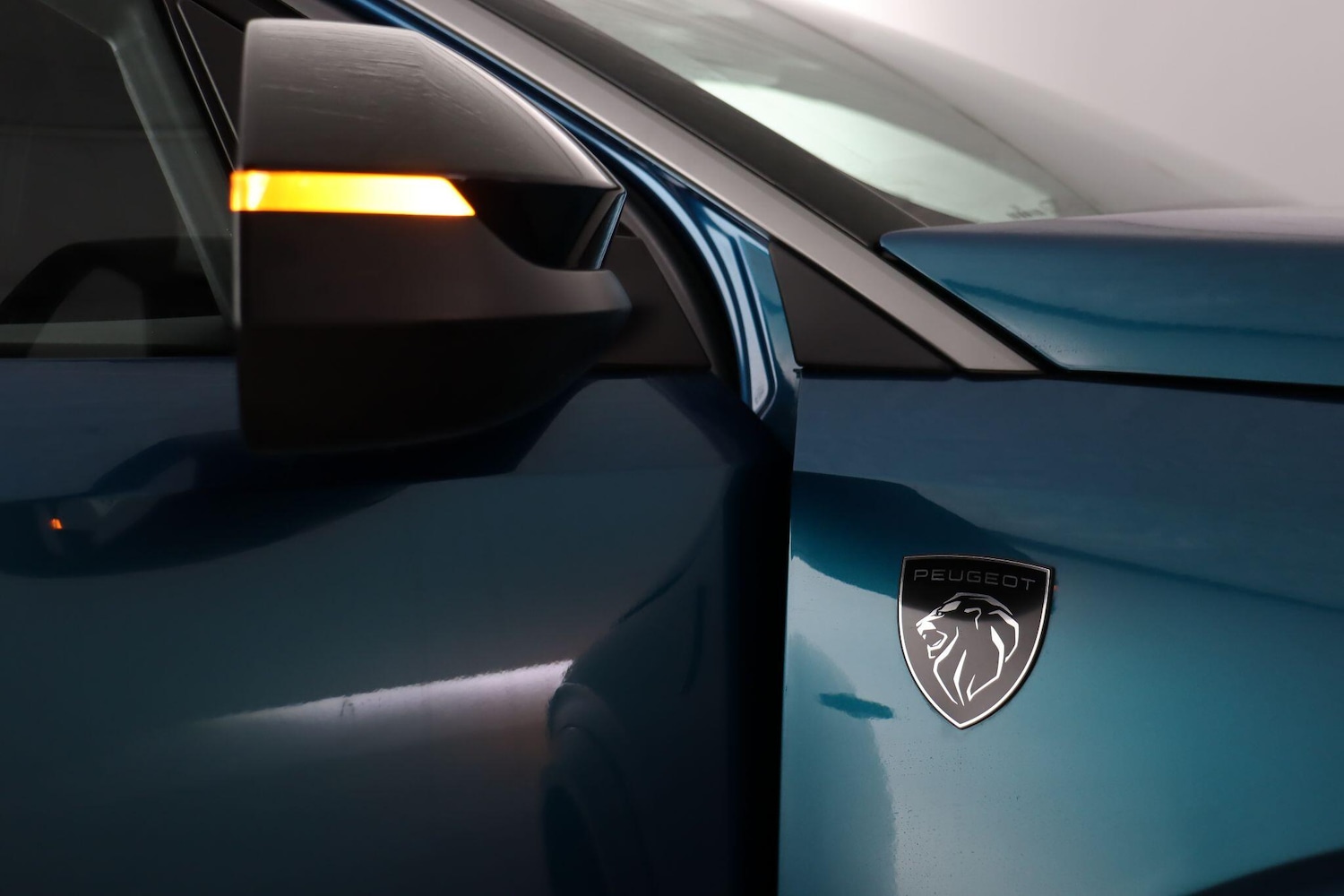 Used Peugeot E-3008 2024 for sale - 77254883: Photo 33