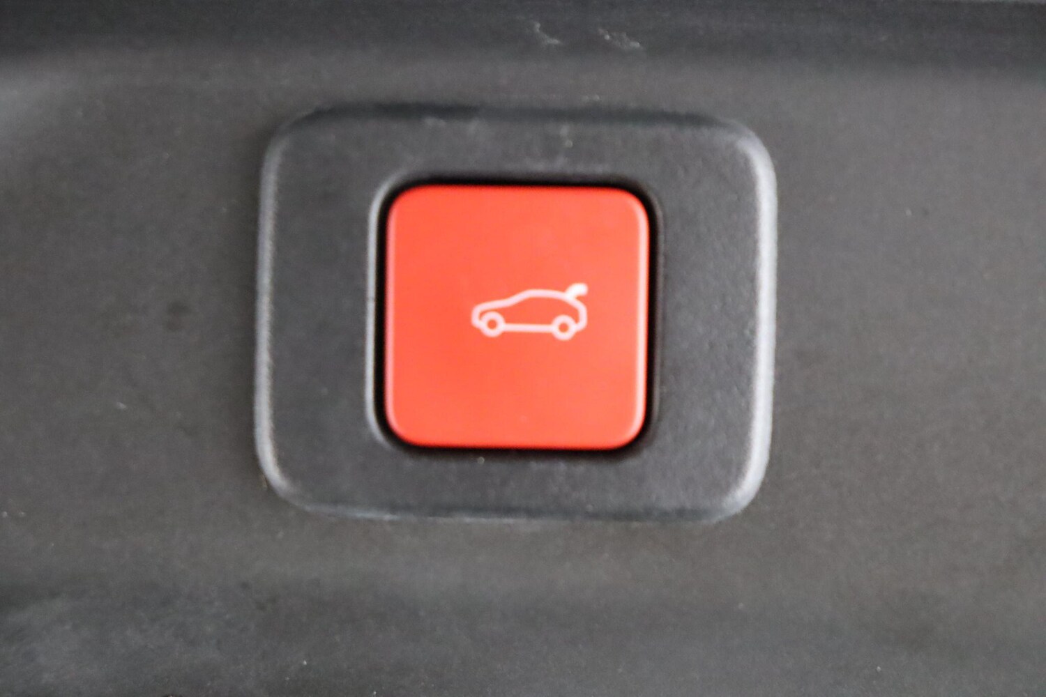 Used Peugeot E-3008 2024 for sale - 77254883: Photo 36