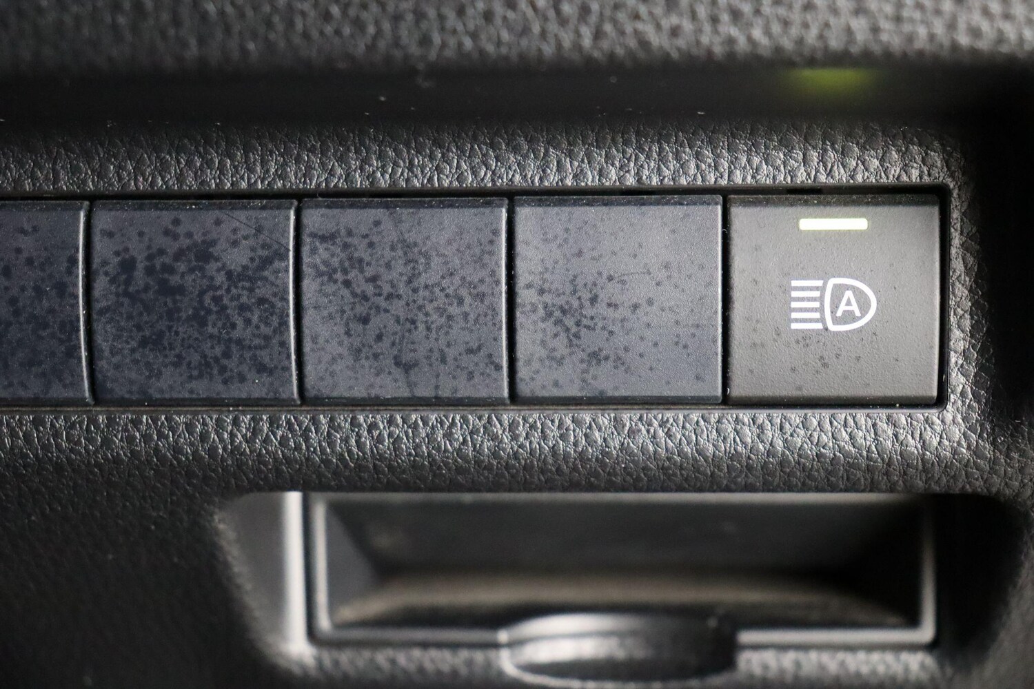 Used Toyota RAV4 for sale - 78007009: Photo 18