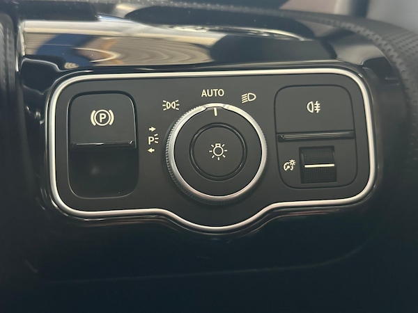 Used Mercedes-Benz CLA 2024 for sale - 75267855: Photo 27