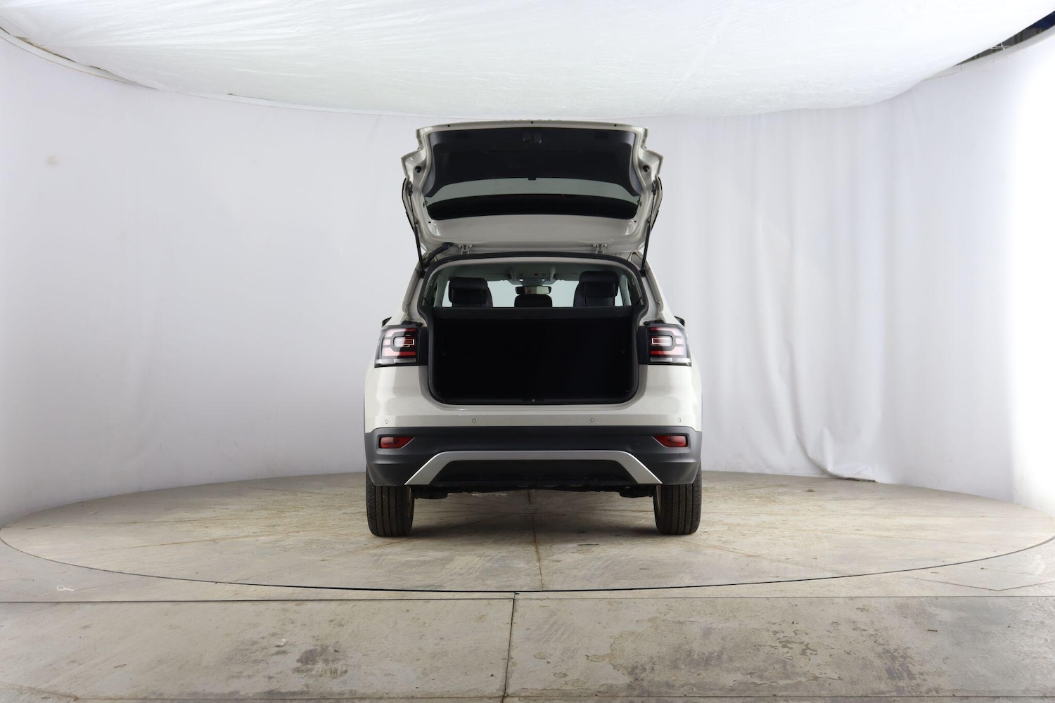 Used Volkswagen T-Cross 2023 for sale - 77599000: Photo 28