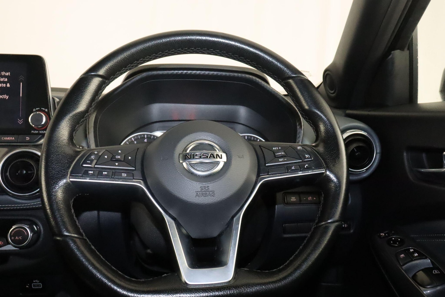 Used Nissan Juke 2022 for sale - 76633453: Photo 9