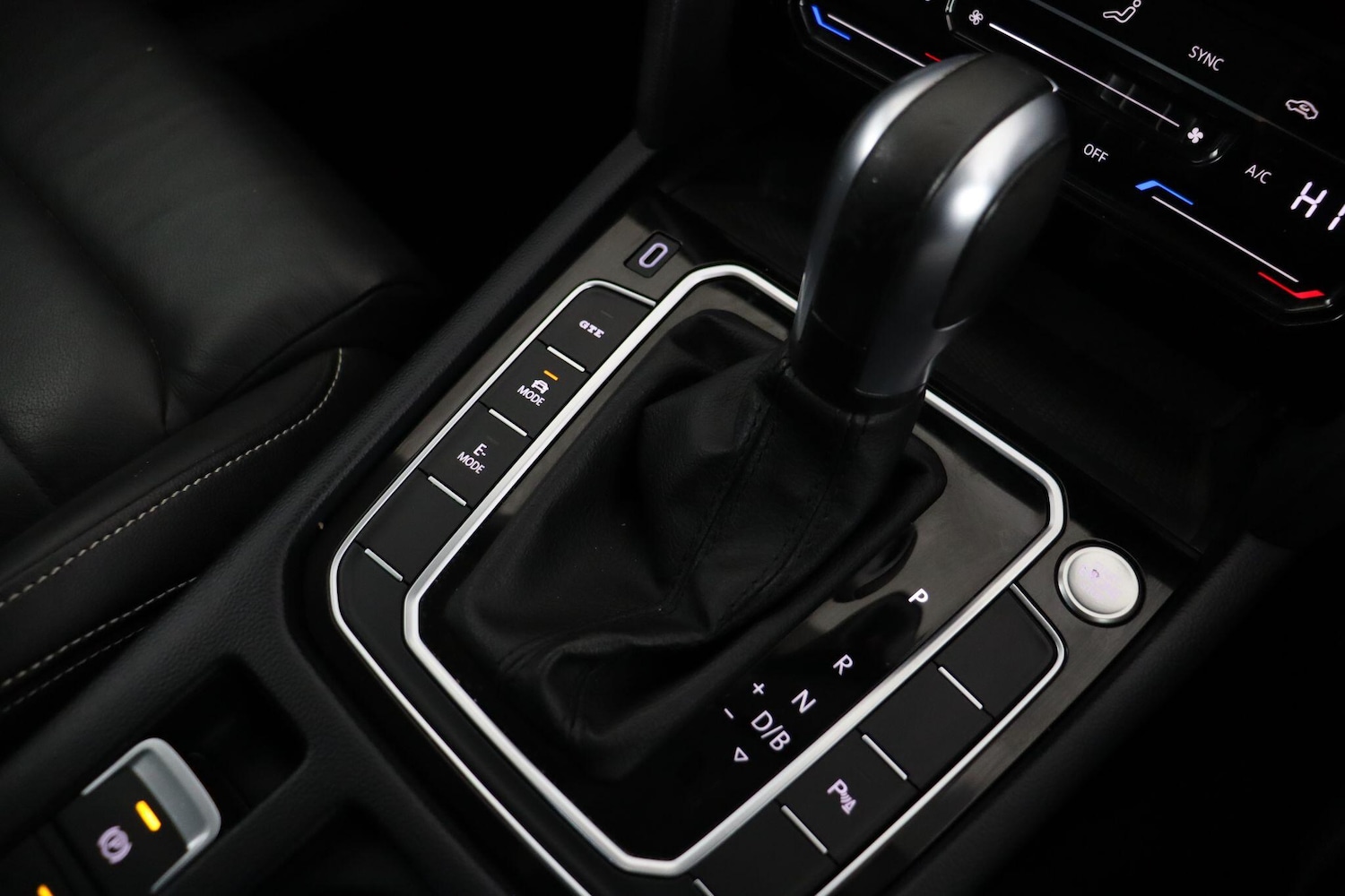 Used Volkswagen Passat 2021 for sale - 77993200: Photo 15