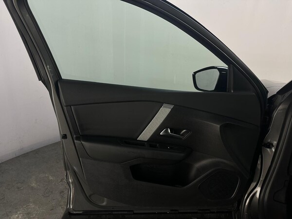 Used Citroen C4 2023 for sale - 76283933: Photo 27