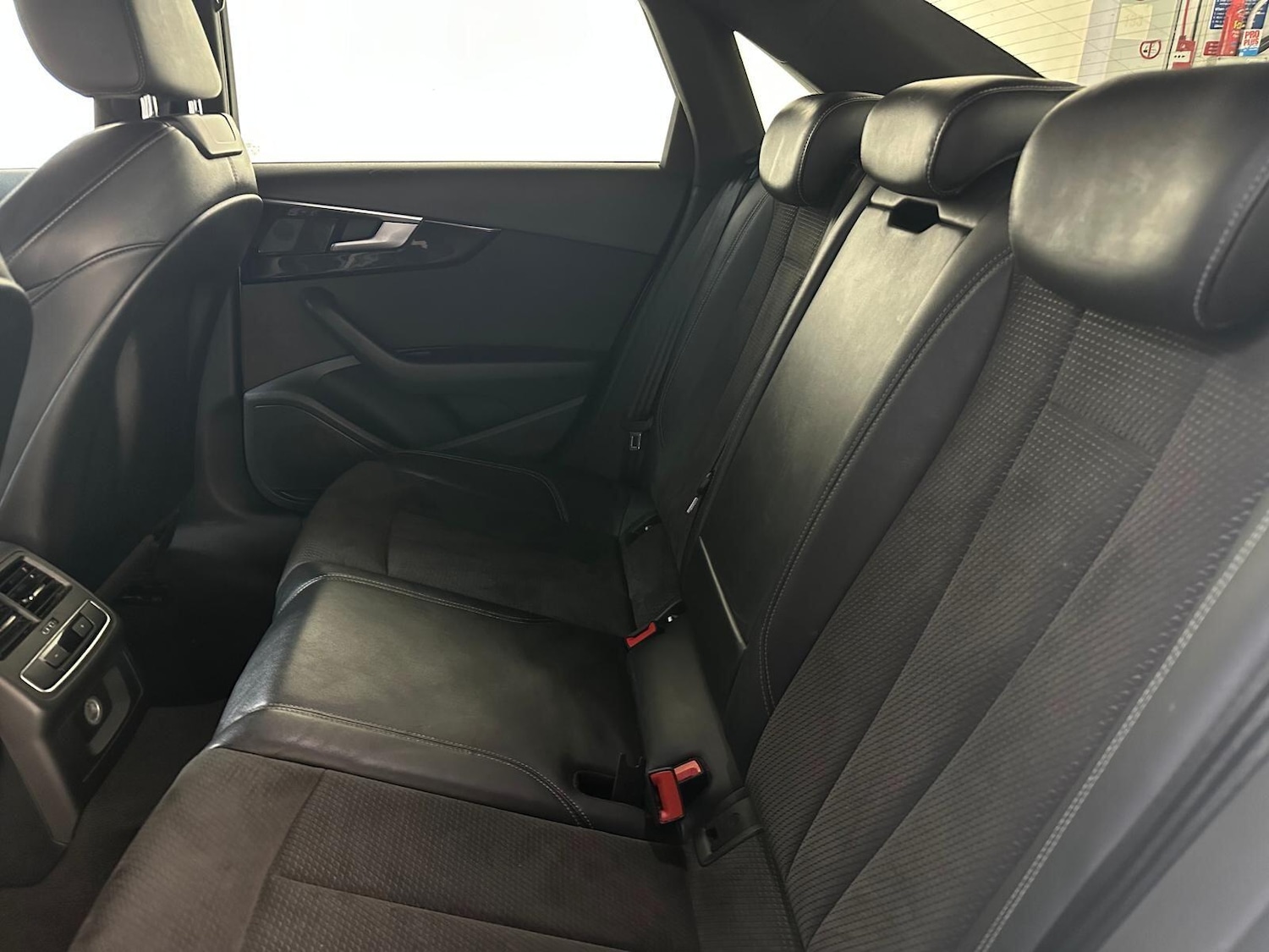 Used Audi A4 2020 for sale - 75696119: Photo 14