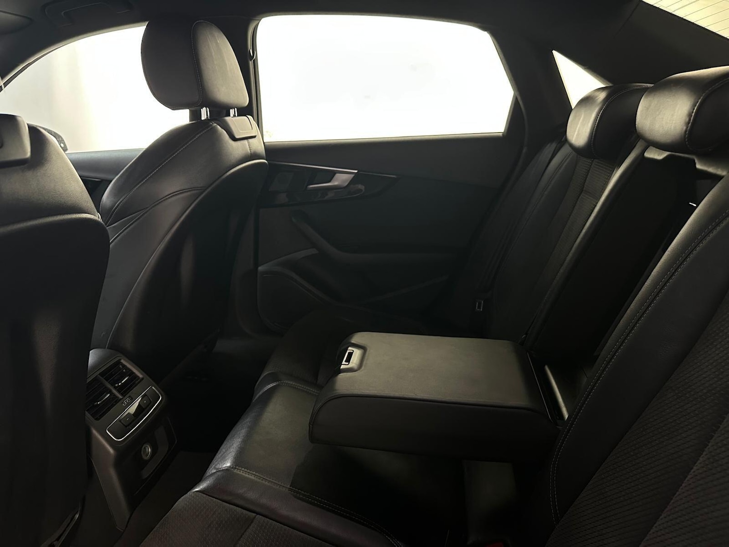 Used Audi A4 2020 for sale - 75696119: Photo 15