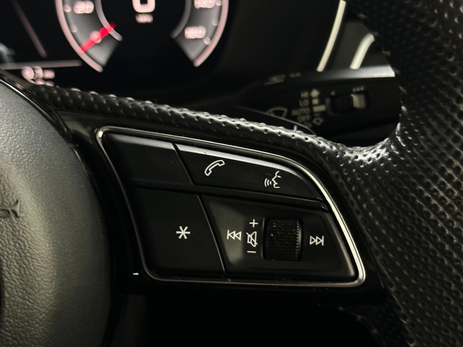 Used Audi A4 2020 for sale - 75696119: Photo 24