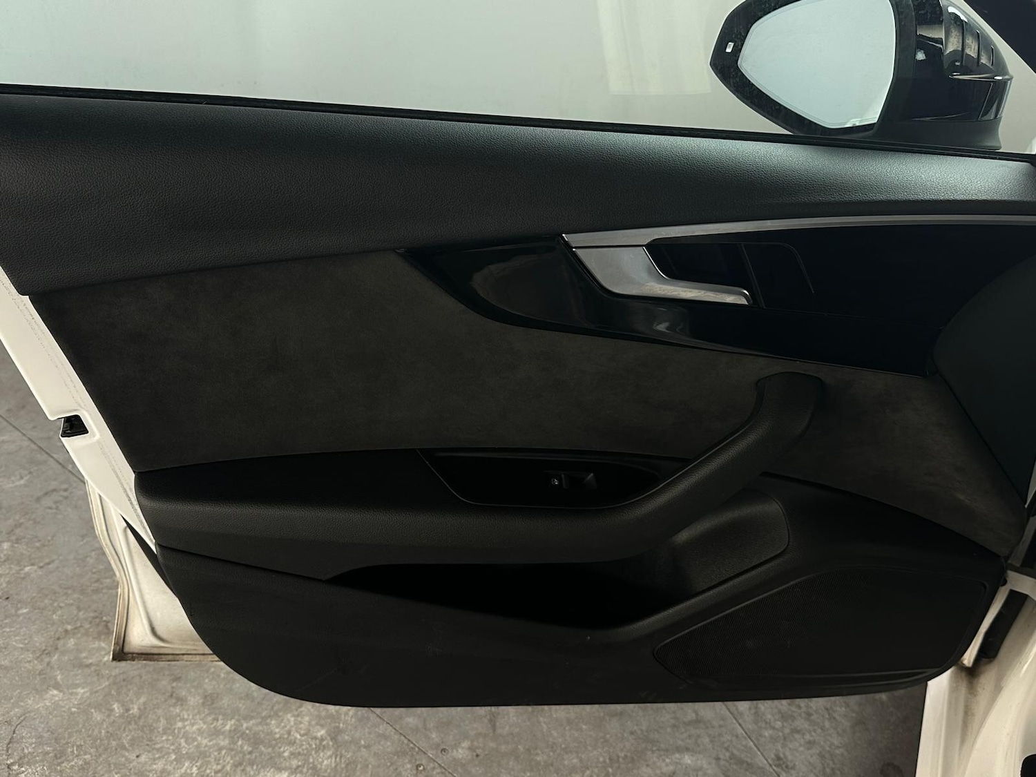 Used Audi A4 2020 for sale - 75696119: Photo 29