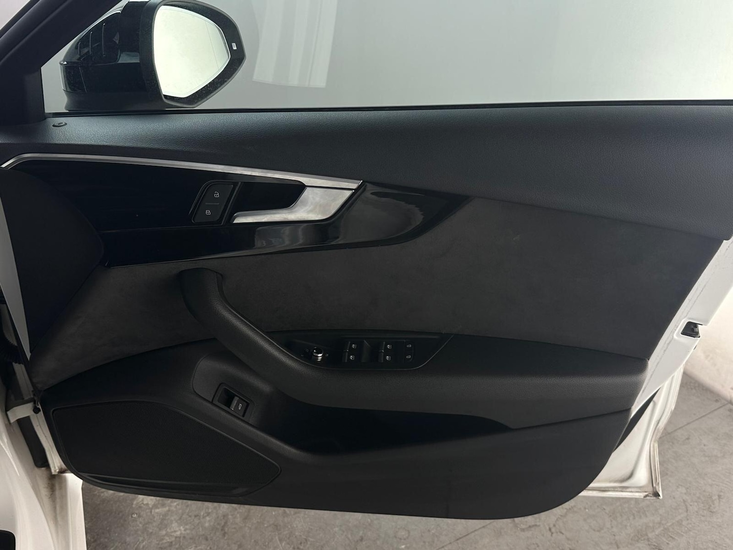 Used Audi A4 2020 for sale - 75696119: Photo 31