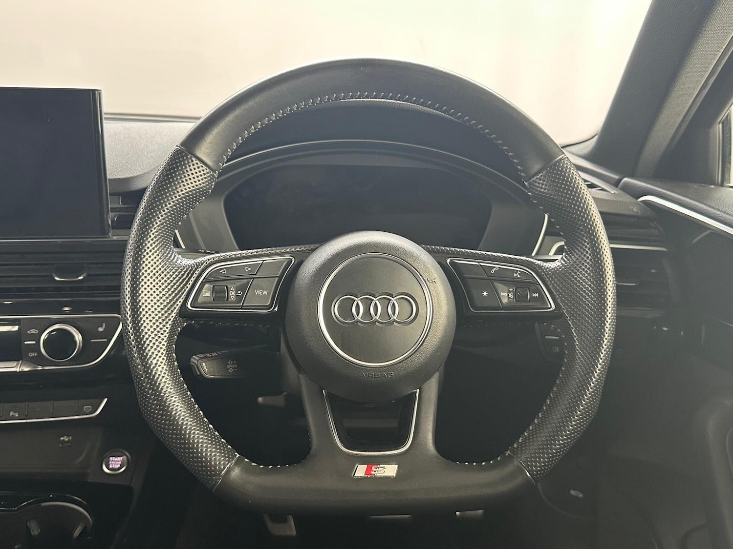 Used Audi A4 2020 for sale - 75696119: Photo 7