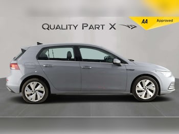 Used Volkswagen Golf 2024 for sale - 78496441: Photo