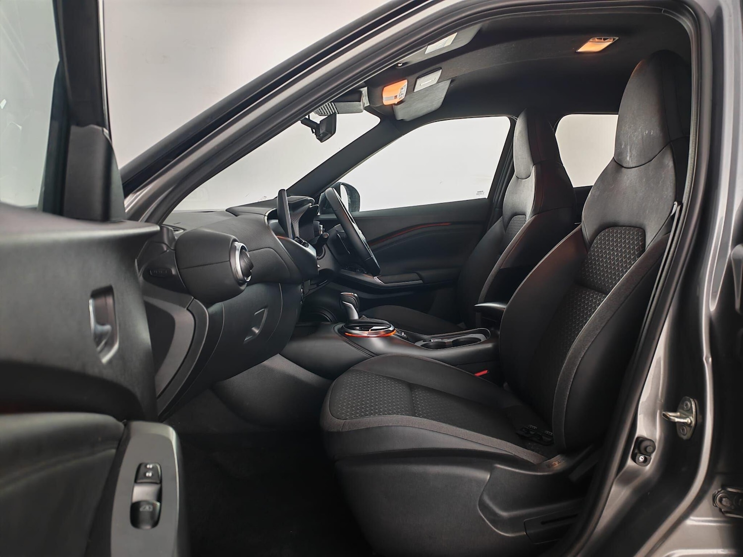 Used Nissan Juke 2024 for sale - 76484611: Photo 8