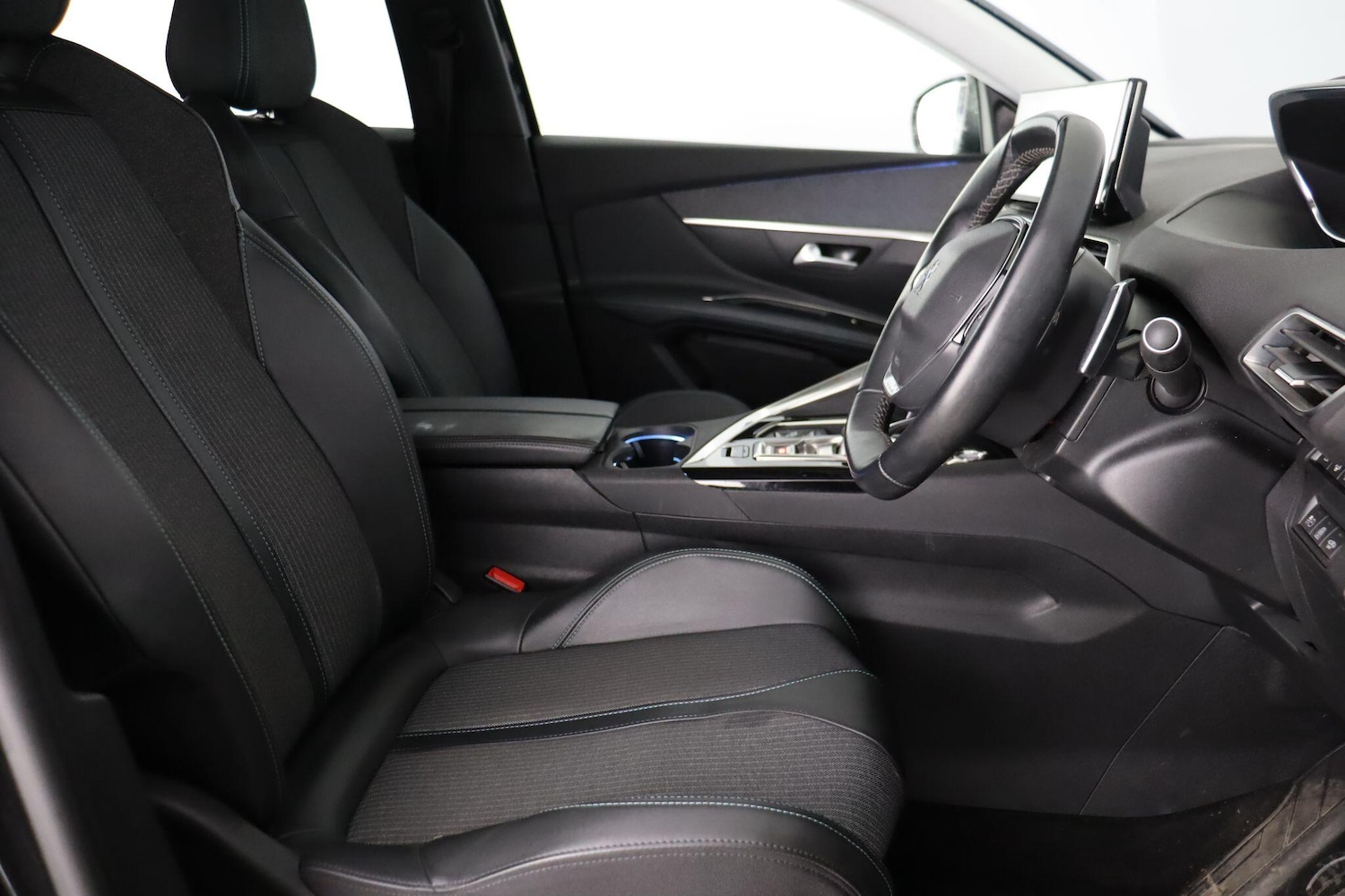 Used Peugeot 3008 2021 for sale - 77386936: Photo 13