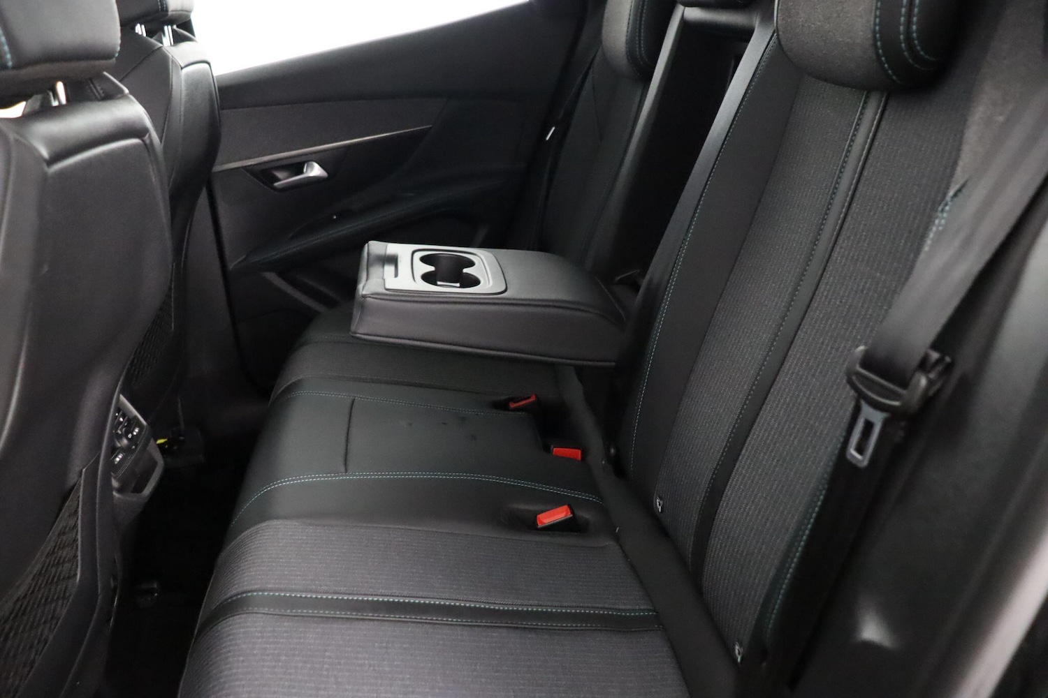 Used Peugeot 3008 2021 for sale - 77386936: Photo 14