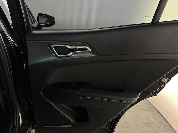 Used Kia Sportage 2023 for sale - 75658638: Photo 31