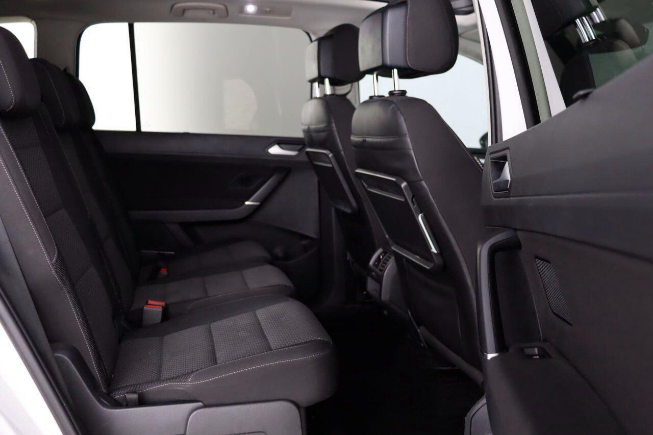 Used Volkswagen Touran 2021 for sale - 76989156: Photo 15