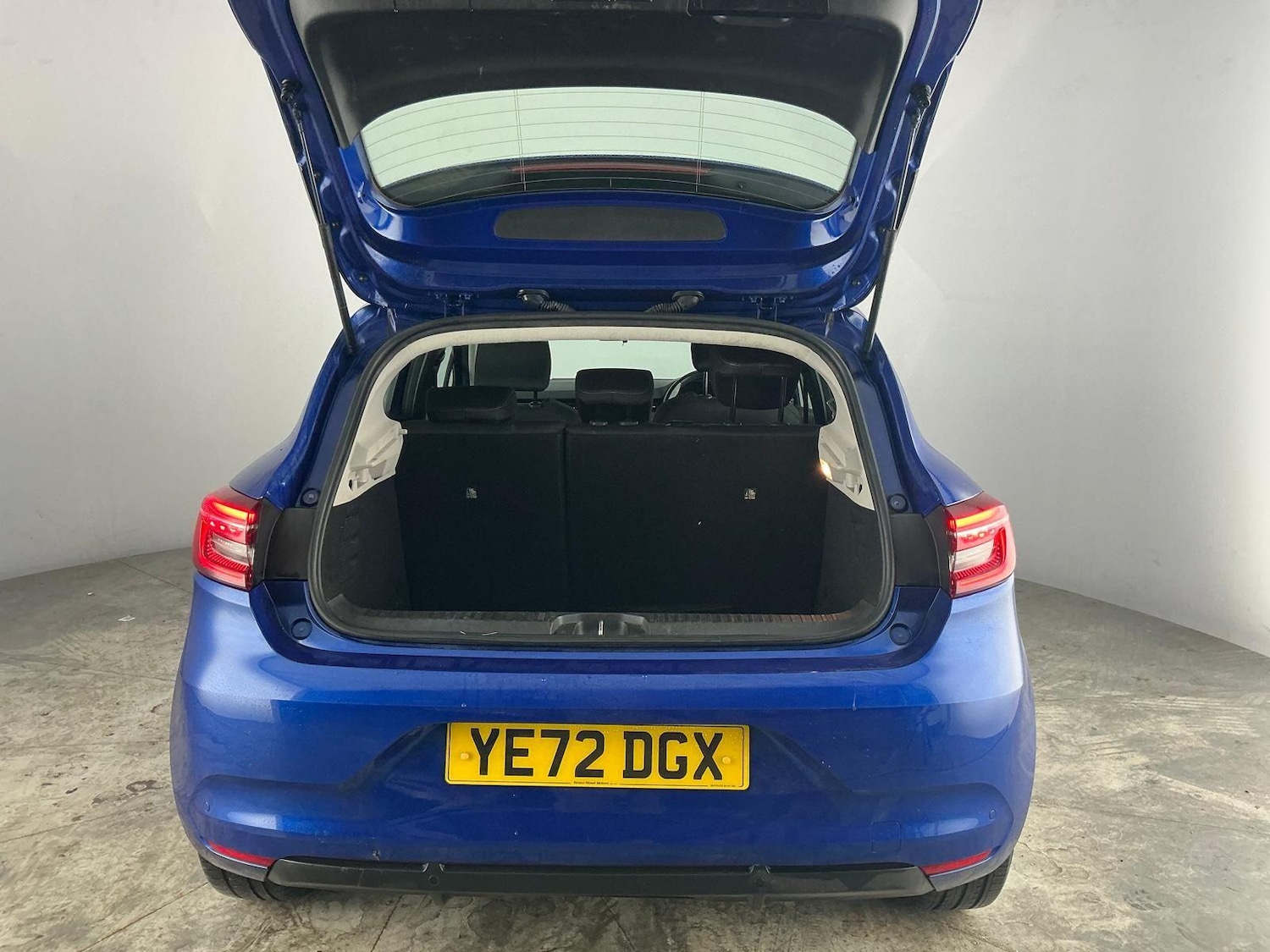 Used Renault Clio 2022 for sale - 76765616: Photo 23