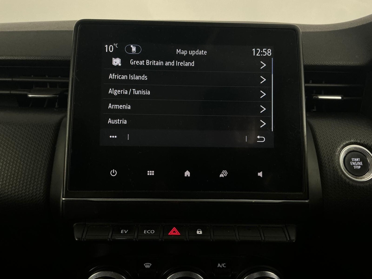 Used Renault Clio 2022 for sale - 76765616: Photo 39