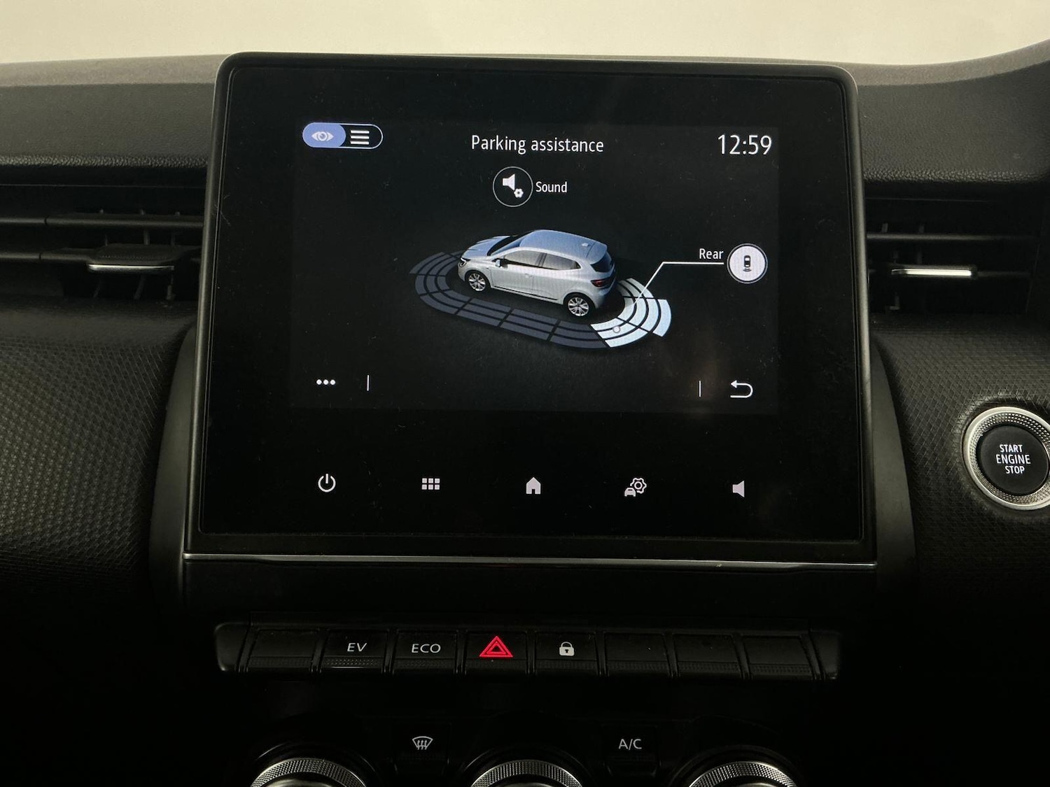 Used Renault Clio 2022 for sale - 76765616: Photo 45