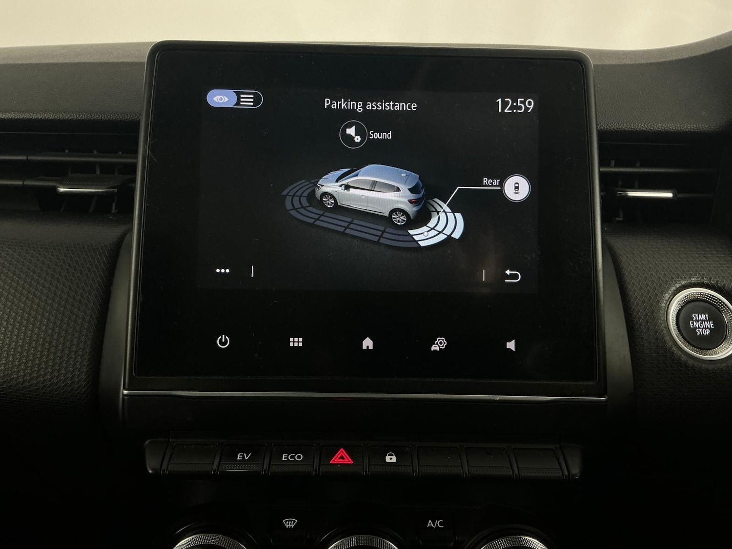 Used Renault Clio 2022 for sale - 76765616: Photo 50