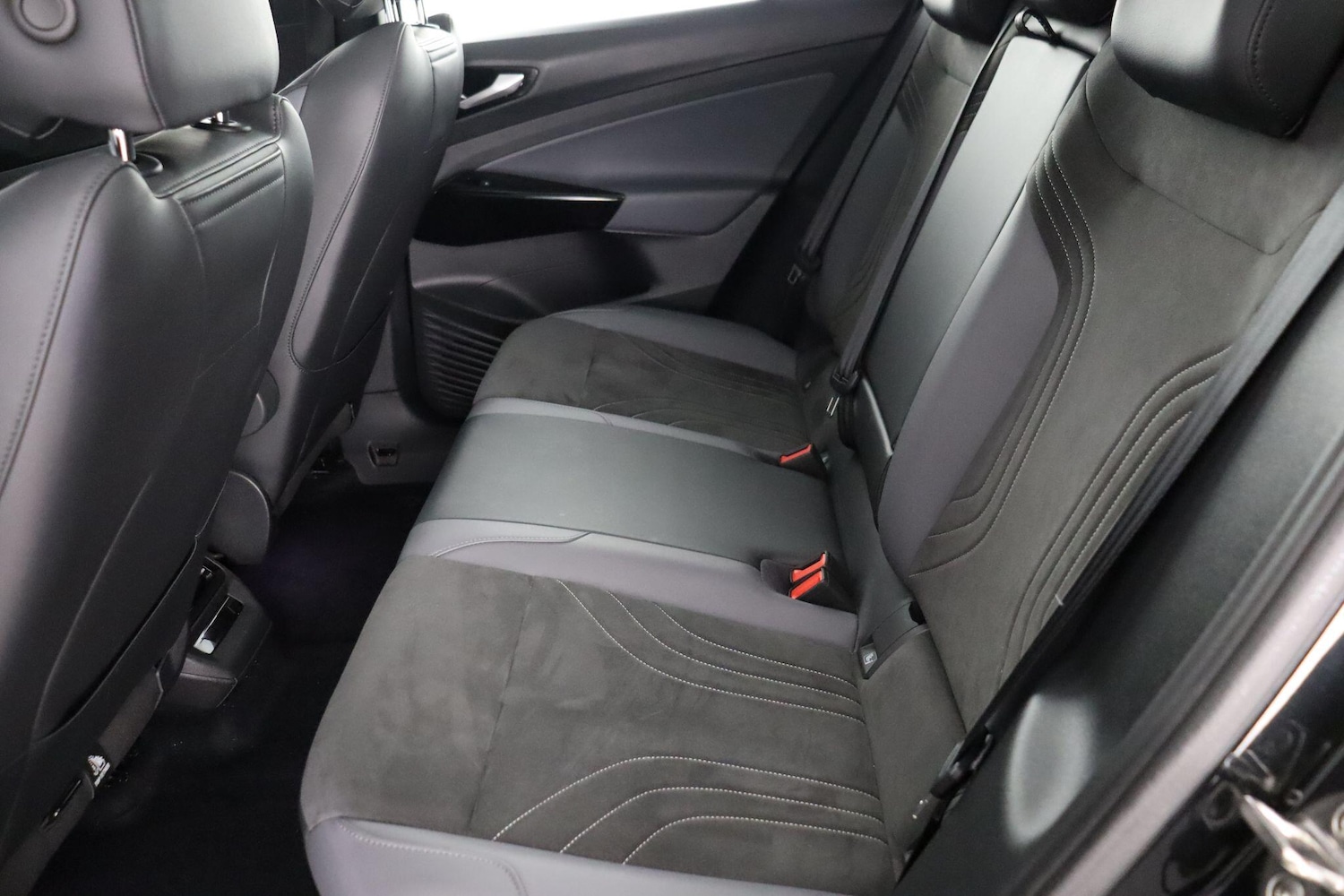 Used Volkswagen ID.4 2021 for sale - 77993897: Photo 14