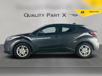 Used Toyota C-HR 2023 for sale - 75927710: Photo