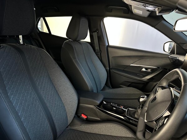 Used Peugeot 2008 2024 for sale - 75001770: Photo 12