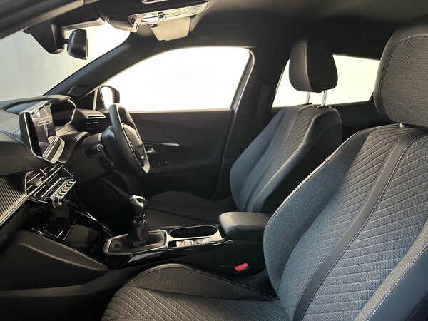 Used Peugeot 2008 2024 for sale - 75001770: Photo 13