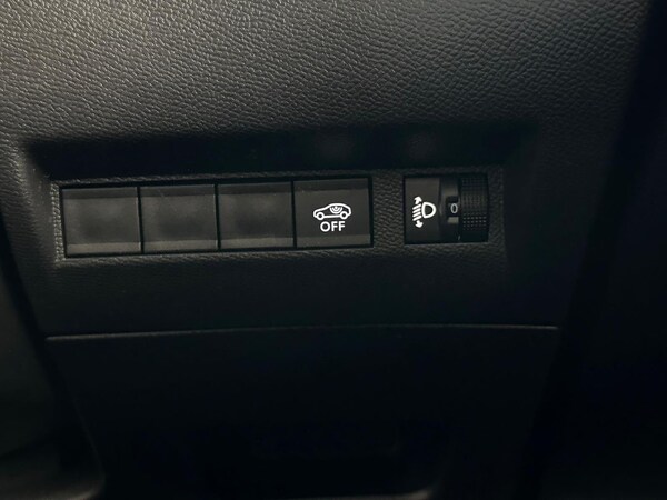 Used Peugeot 2008 2024 for sale - 75001770: Photo 25