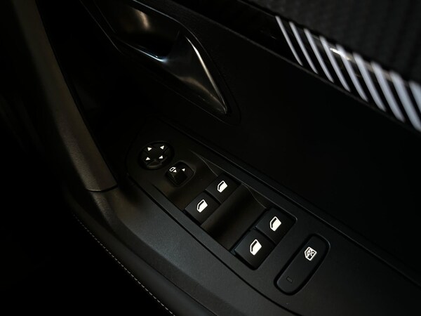 Used Peugeot 2008 2024 for sale - 75001770: Photo 27