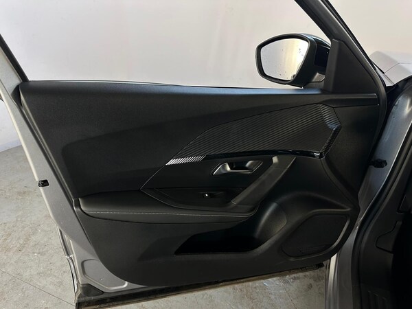 Used Peugeot 2008 2024 for sale - 75001770: Photo 31