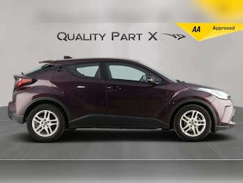 Used Toyota C-HR 2023 for sale - 78442227: Photo