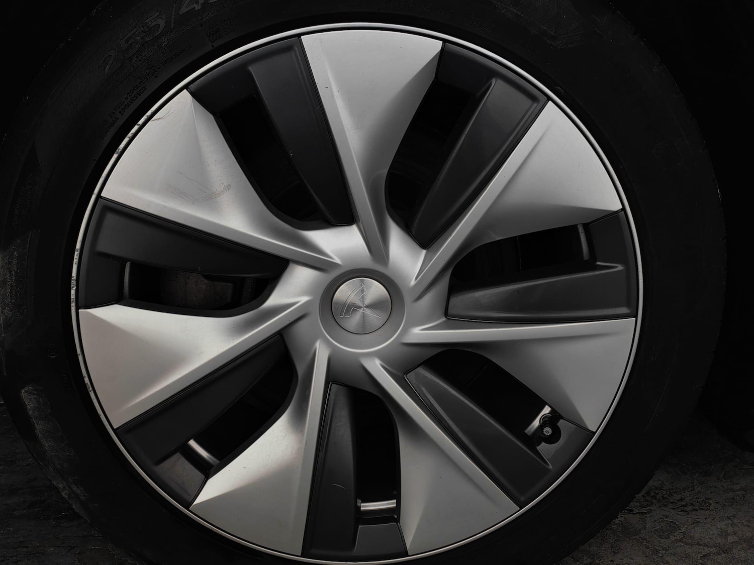 Used Tesla Model Y 2022 for sale - 76398769: Photo 22