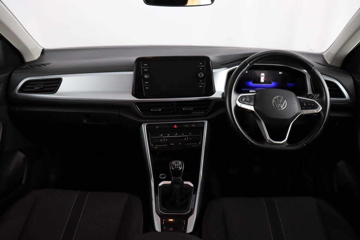 Used Volkswagen T-Roc 2023 for sale - 78020187: Photo 10