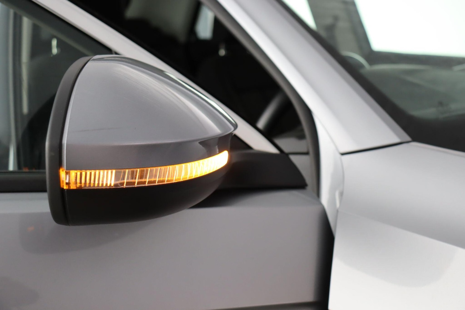 Used Volkswagen T-Roc 2023 for sale - 78020187: Photo 24