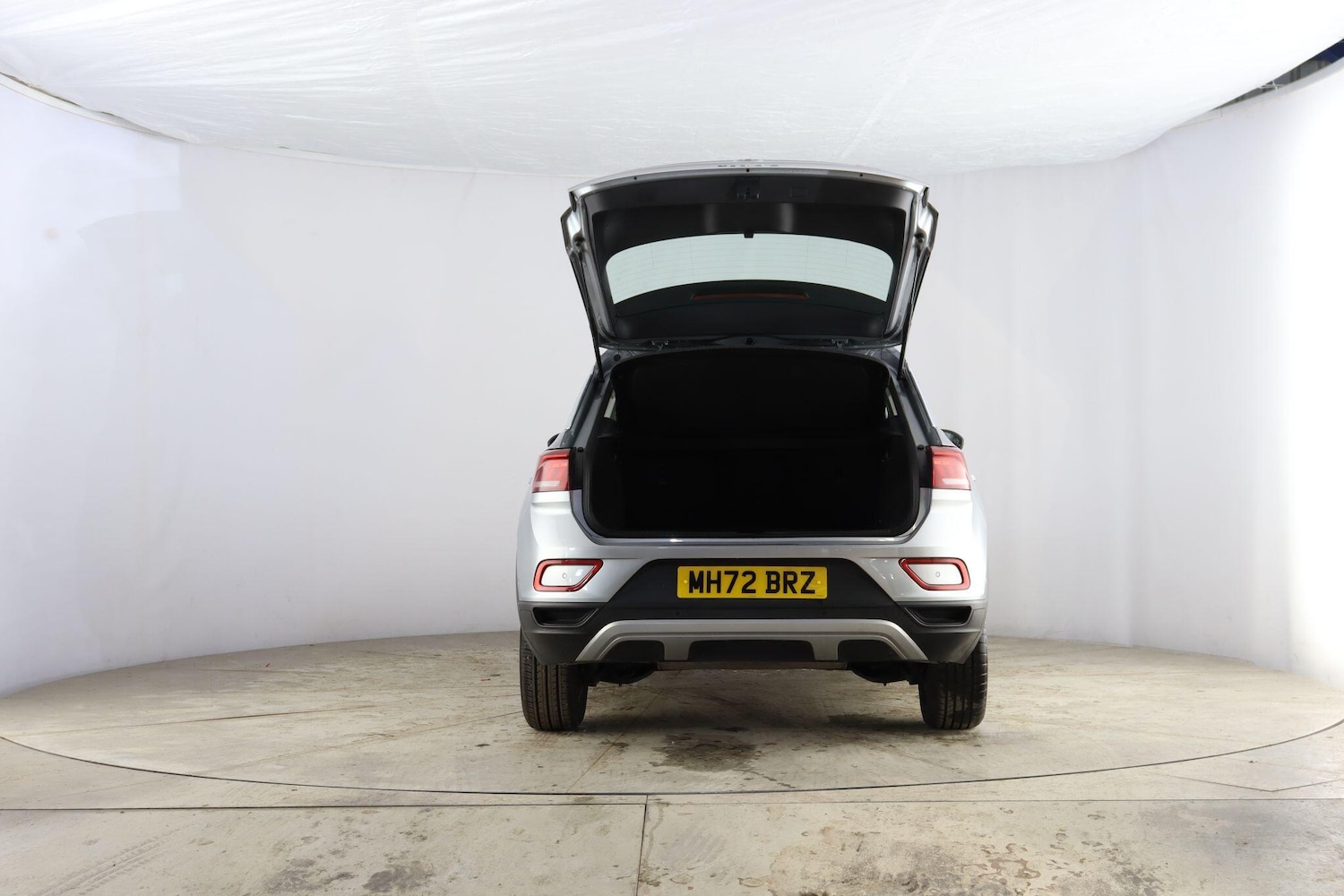 Used Volkswagen T-Roc 2023 for sale - 78020187: Photo 26