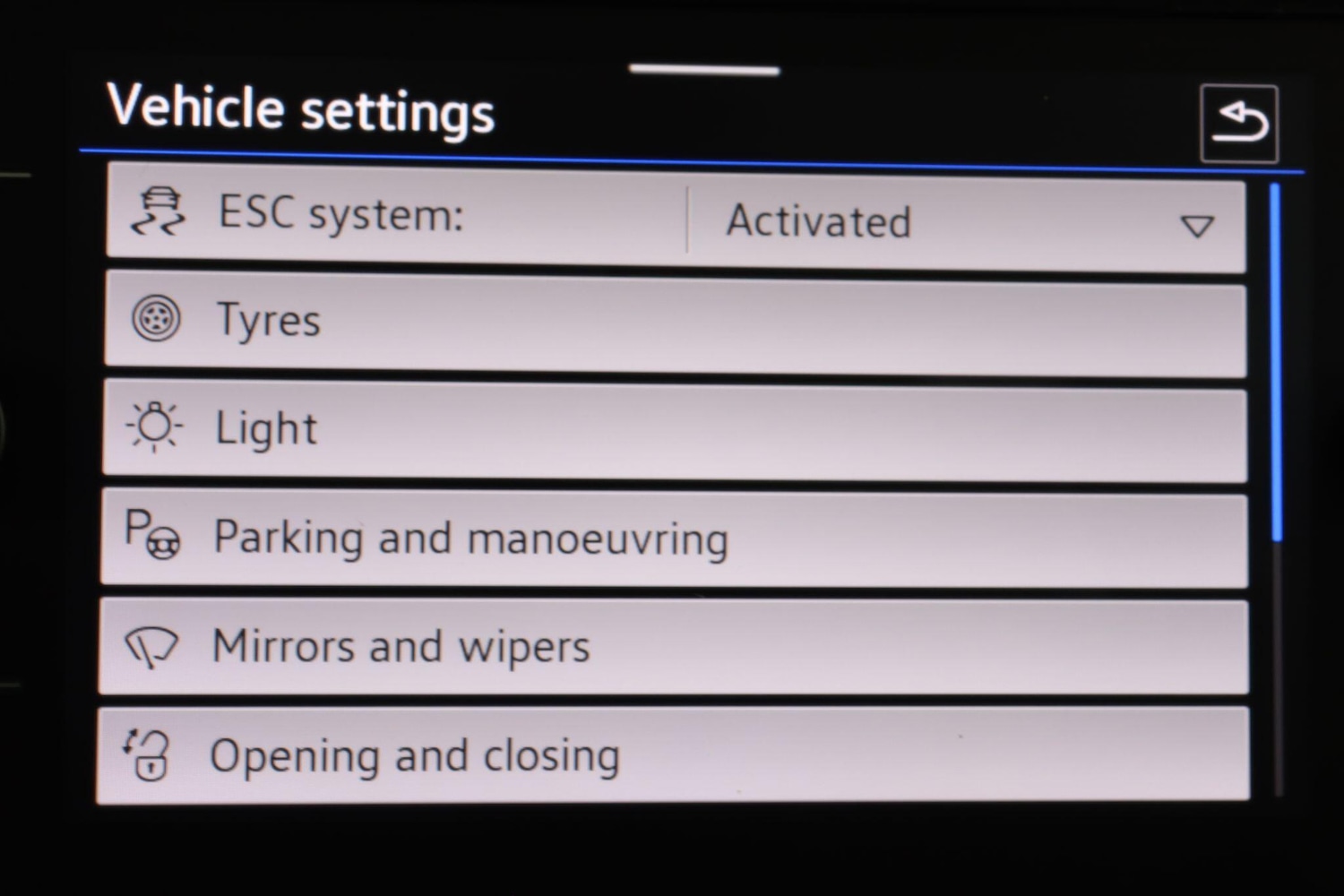 Used Volkswagen T-Roc 2023 for sale - 78020187: Photo 32