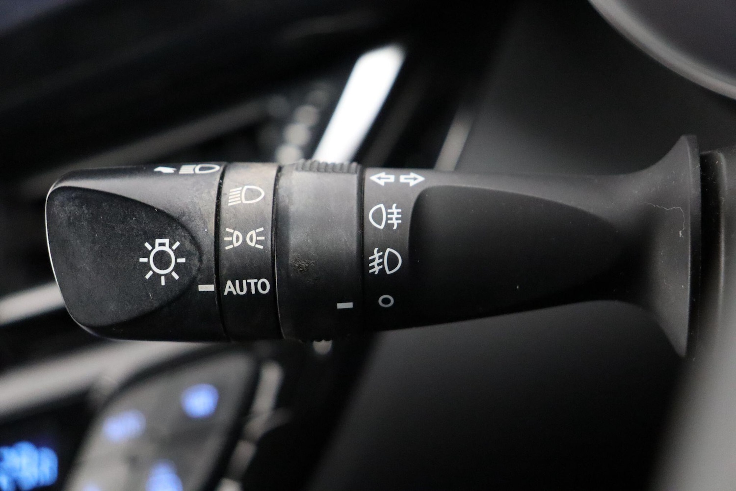 Used Toyota C-HR 2022 for sale - 77109365: Photo 22