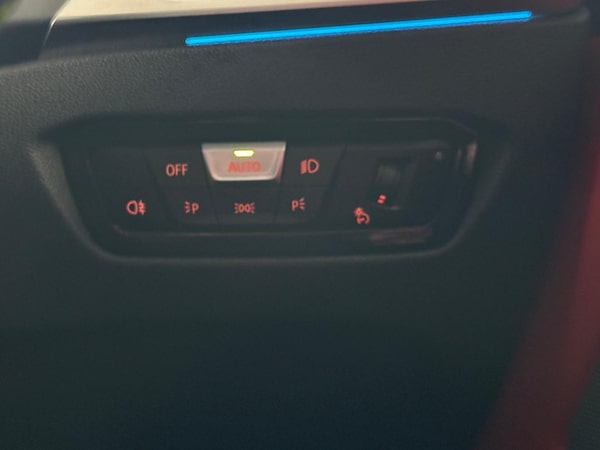 Used BMW i4 2023 for sale - 75376952: Photo 38