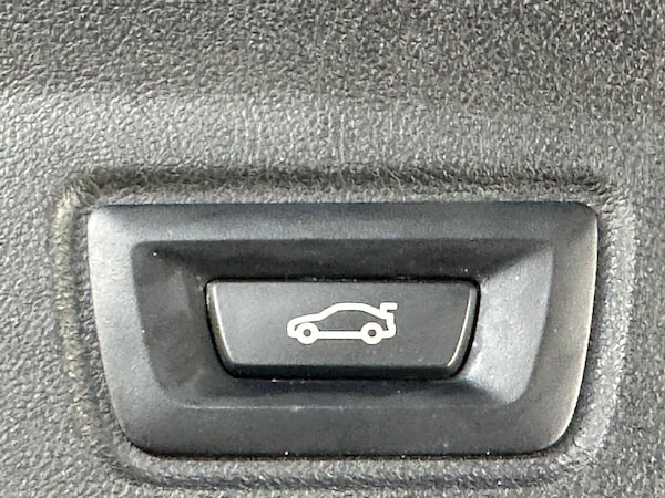 Used BMW i4 2023 for sale - 75376952: Photo 41
