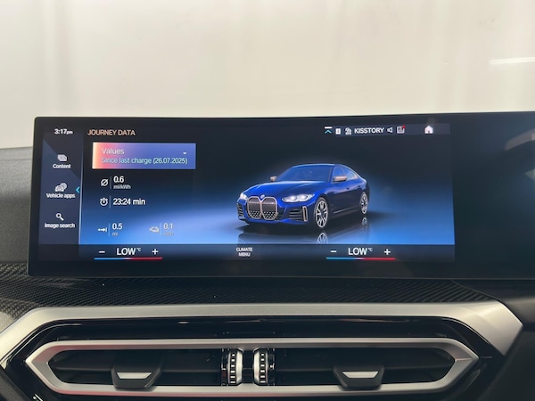 Used BMW i4 2023 for sale - 75376952: Photo 63